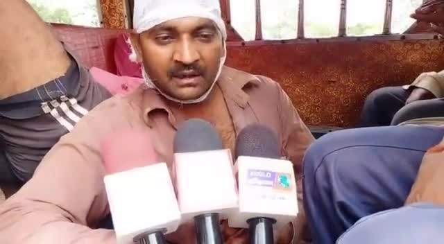 महराजपुर::_ दो पक्षों के मामूली विवाद के चलते चले लाठी डंडे व गोलियां, अवैध #तमंचे से फायरिंग कर किया दहशत का माहौल,