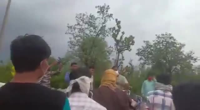 ग्राम सभा में केंद्र व राज्य सरकार के कानून पूर्णत:नहीं चलते /मत्स्य विभाग का मामला। रमली
#Akshaykhandate