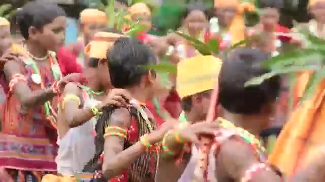 Bastariya dance 😍
.
.
.
. #sakshidewangan #sakshidewangan79