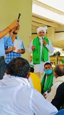 #भाकियू_लोकशक्ति के द्वारा आज किसानों की समस्याओं को लेकर देशव्यापी धरना प्रदर्शन
नोएडा में #shyorajsingh2121 विचार रखते