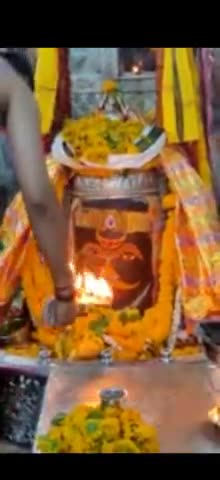 इंदौर: जय श्री महाकाल #
श्री महाकालेश्वर ज्योतिर्लिंग का आज का #भस्म आरती श्रृंगार दर्शन
015. जून 2021 #