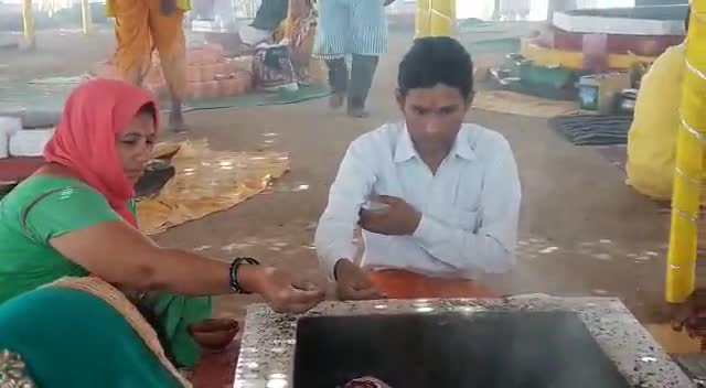 Ujjain- निजी कार्यक्रम में यज्ञ के दौरान समाजवादी नेता पवन कुमार यादव
#samajvadiparty
#pawankumaryadav