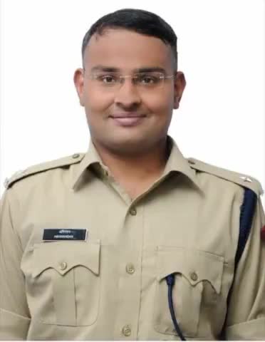 2014 बैच के आई. पी. एस. आफिसर अभिनंदनजी को बांदा का पुलिस अधीक्षक बनाये जानें पर बहुत बहुत शुभकामनाएं। #amansingh7318