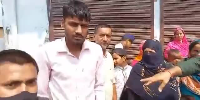 फरीदाबाद: Khori Gaon me Light Katdiya Aur Pani Bhi Nahi A Raha hai Public hai Pareshan #KhoriGaon #Surajkund