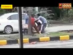राजसमन्द । सभापति ने शहर में जालियाँ चुराते नगरपरिषद के कर्मचारी को पकड़ा, सस्पेंड के साथ दर्ज कराया मुकदमा ।
#nathdwara