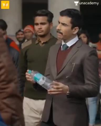 #सही जानकारी।    👍👍 पानी पिया हुआ बोतल आपके लिए हानिकारक हो सकता हे पूरा video देखे मेरा जानकारी आपसब को सही बताना