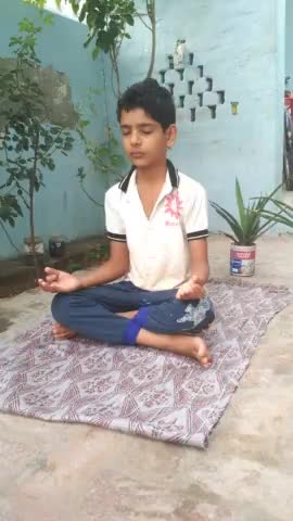 स्वास्थ सबसे बड़ा उपहार हैं, संतोष सबसे बड़ा धन हैं, यह दोनों योग से ही मिलते हैं। 
#योगदिवस
