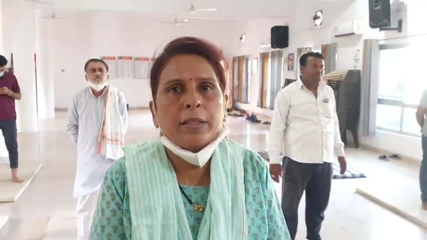#विश्व_योग_दिवस पर भारतीय जनता पार्टी दमोह जिला कार्यालय में योग अभ्यास कार्यक्रम संपन्न हुआ।