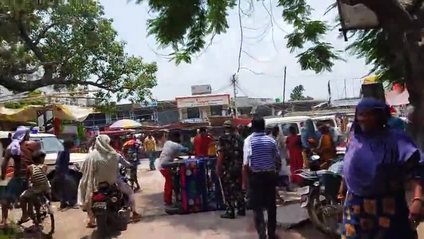 BREAKING NEWS HOSPITAL🔥
बाल बाल बचा #टोटो सरकार का #पोल खोलता ये #वीडियो आज ये #घटना घटी अररिया सदर #अस्पताल के मैन गेट