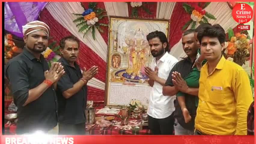 हसनगंज: उन्नाव ,औरास, बड़ादेव में बड़े मंगल पर हनुमान जी का सुंदरकांड और विशाल भंडारे का किया गया आयोजन
#Hasanganj #BajrangBali