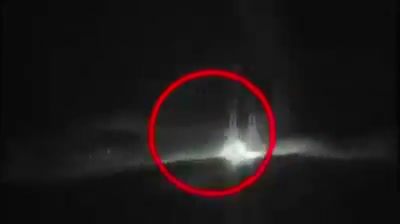 नागमणि पर कुंडली मारे बैठे सर्प का वीडियो हुआ वायरल 
#SnakeVideo #MathuraBreaking #GovardhanVirul#