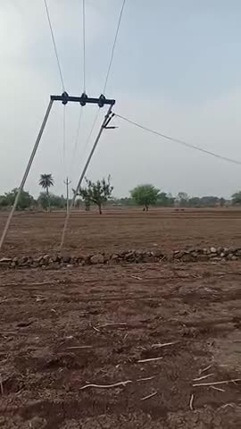 मनोहरथाना: #मनोहर थाना उपखंड के छान बिजली घर से जाने वाले पूरा पीटर पर ग्राम खेड़ी और पूरा गांव के बीच झूलते खंबे वे तार