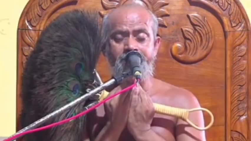 डुमरी: जैन मुनि आचार्य श्री विशुद्ध सागर जी महाराज सहित 30 जैन मुनियों का इसरी बाजार के पारसनाथ में हुआ आगमन
#धार्मिक #जैन