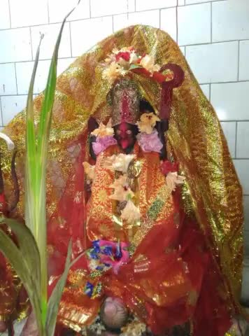 #Kali Maa_Dharshan
हे माँ 
तुझ में और मुझ में फर्क सिर्फ इतना सा है,
तुम्हारा कुछ-कुछ मैं हूं और मेरा सब कुछ तुम हो
प्रा