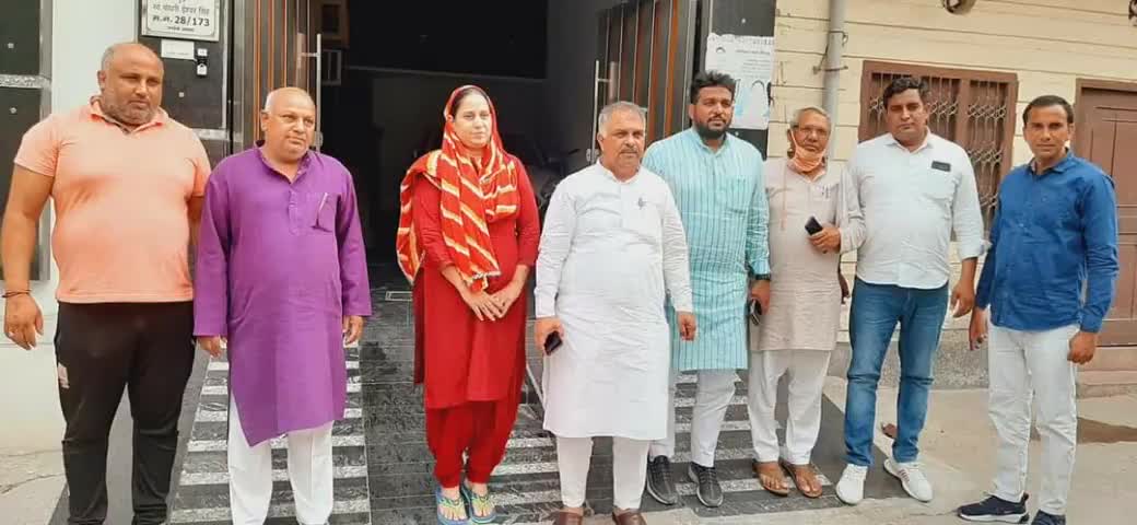 #भगवानदासकबीरपंथी #BJPनीलोखेड़ी
आज सोनीपत जिला प्रभारी भगवानदास कबीरपंथी BJP जिलाध्यक्ष तीर्थ राणा जी विस्तारक रामकुमार क