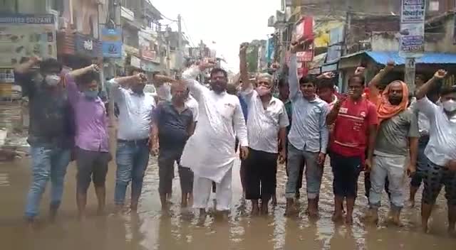 बरसात की पहली बारिश में ही सासाराम शहर की नरकीय हालः- #आशुतोष सिंह जिलाध्यक्ष NCP