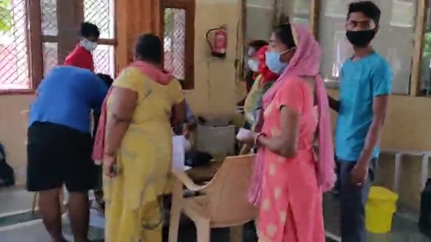 Happy to have vaccinated  313 people for their first dose of covishield vaccine in Jharsa and Prempuri today.#SaveLives@