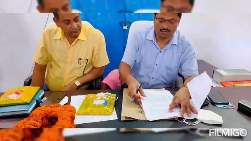 मधेपुरा के नवपदस्थापित जिला शिक्षा पदाधिकारी#वीरेंद्र_नारायण_यादव ने अपना पदभार ग्रहण किया,बधाई💐