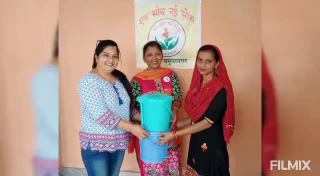 Ek Soch Nai Soch NGO ने रत्तनपुरा गांव की महिलाओ को डस्टबिन डोनेट किए #फ़ॉलोकरे #70155551486 #आगेबड़े #Myindia #स्वच्छता