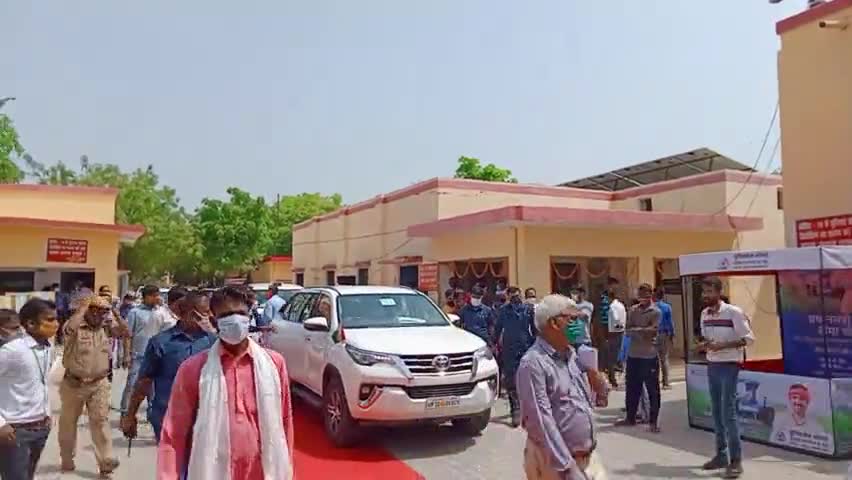 बछरावां रायबरेली में डिप्टी सीएम दिनेश शर्मा जी का तुफानी दौरा ...#अनिल यादव की रिपोर्ट