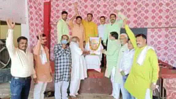 भारतीय जनसंघ के संस्थापक #श्रद्धेय_डॉ_श्यामा_प्रसाद_मुखर्जी_जी की #जन्म_जयंती श्रद्धांजलि अर्पित करते हुए