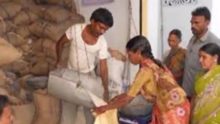 अब कब तक गरीबों को मुफ्त मिलेगा राशन?#nitishkumar#biharnews#dmofficemotihari#patna#motihari#bynitin