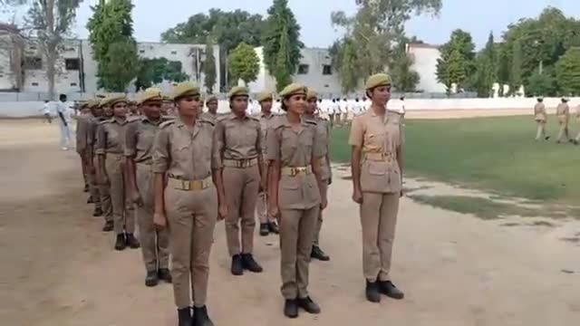 पुलिस ट्रेनिंग पी•टी• परेड महिला सिपाही परेड!
THEGALAXYSRE YOUTUBE CHANNEL PLEASE SUBSCRIBE
#thegalaxysre channel