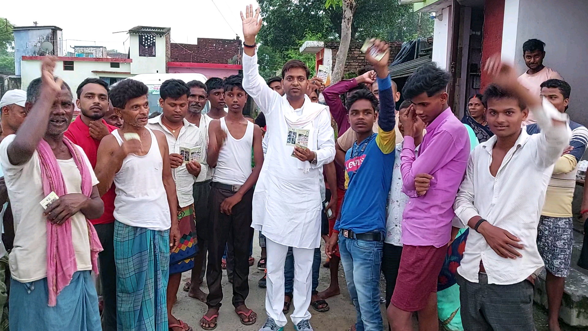 परिवर्तन का संकल्प 
कॉंग्रेस ही विकल्प 
#Mission2022UttarPradesh 
#विधानसभा_सिसवा_उत्तर_प्रदेश