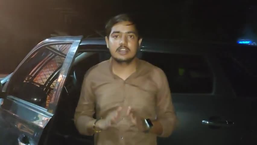लाइट की समस्या को लेकर शिवम पांडे की बाइट
#gonda #news4nation #breakingnews #trend