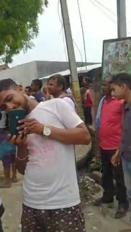लखीमपुर: नकहा ब्लॉक प्रमुख चुनाव में भाजपा प्रत्याशी पवन गुप्ता की 11 वोटों से विजय हुई
#nakaha #nakahablock