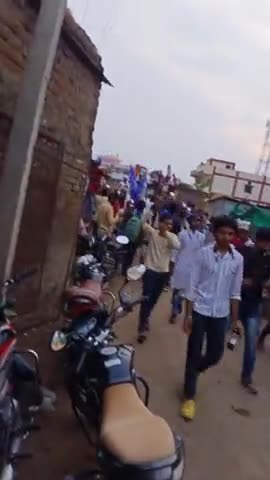 नेमावर हत्याकांड के दोषियों को सजा दिलाने चंद्रशेखर आजाद पहुंच चुके हैं हत्यारों को फांसी दो 
#रावण #चन्द्रशेखरआजाद