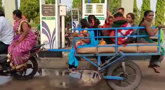 अब भले ही पेट्रोल २०० रूपये हो जाय कोई टेंशन नही।
😆😆😆#video #news_india_a9