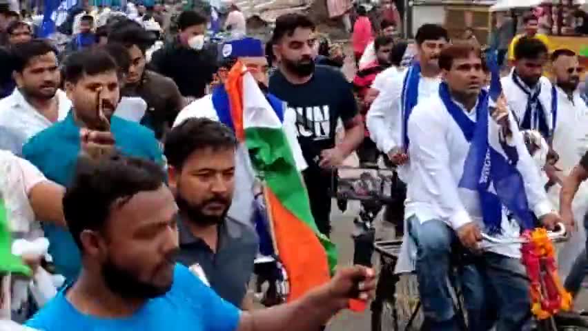 गाज़ियाबाद: City News | Hindi :- बसपा खो चुकी है वजूद, यूपी में आजाद समाज पार्टी है उसका विकल्प: चंद्रशेखर आजाद
#चंद्रशेखरआजाद