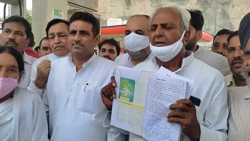 फतेहाबाद: fatehabad ke indian petrol pump pr mahangai ko lekr kia prdarshan
#balwansinghdoulatpuriya
#congrss