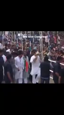 RAHUL gandhi ki lokpriyata#love #TFLers #tweegram #photooftheday #20likes #amazing #smile #follow4follow #like4like