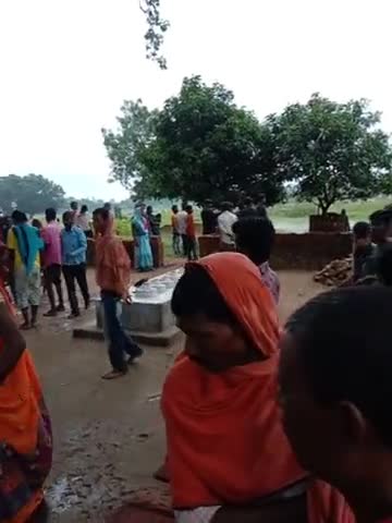 #कुमरडीह #झखराज #स्थान में आज साली पूजा धूम धाम से मनाया गया माझी समाज से लेकर आस पास के सैकड़ो लोग जुटे