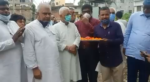 सिवान: आज २ उद्घाटन एवं १ शिलान्यास कार्यक्रम किए सारण स्नातक निर्वाचन क्षेत्र से विधान परिषद सदस्य प्रो.(डॉ०) वीरेंद्र नारायण यादव। #वीरेंद्र_नारायण_यादव #सारण_स्नातक_निर्वाचन_क्षेत्र