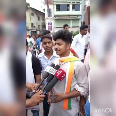 पेट्रोल डीज़ल की कीमतों में बढ़ोतरी को लेकर मीडिया के सामने अपना विरोध व्यक्त किया
#MRK