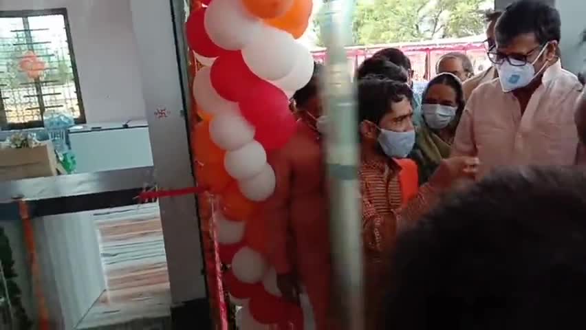कमल जी भांबू के नए होटल का उद्घाटन विधायक राजेंद्र जी राठौड़ ने रिबन काट कर आज 18 जुलाई को किया #रामसरा #चूरू #योगेश