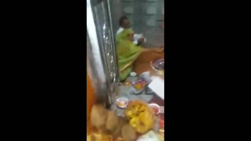 भोलेनाथ के दरबार में कृष्णा जी कटारा ने वागड़ वासियों के लिए खुशहाली की मनोकामना
#krishna_katara