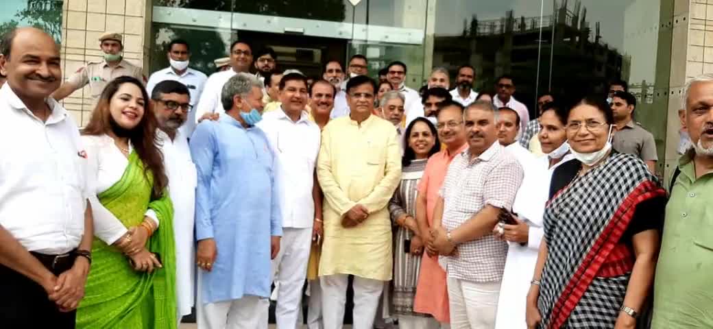 #भगवानदासकबीरपंथी #BJPनीलोखेड़ी
बैठक के बाद सभी प्रेदश पदाधिकारी एक छाया चित्र में।