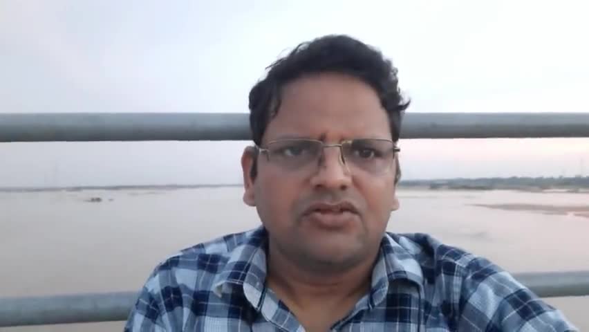 जिस देश में जाति देख कर के मंत्री या राष्ट्रपति बनाया जाता हो उसमें अपने को ब्राह्मण बताना विवादित कैसे हो गया? 
#रैना