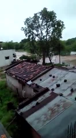 सनावद से 17 किमी.दूर ग्राम बांगरदा में हुई भारी बारिश😮😮#हर्ष का माहौल,