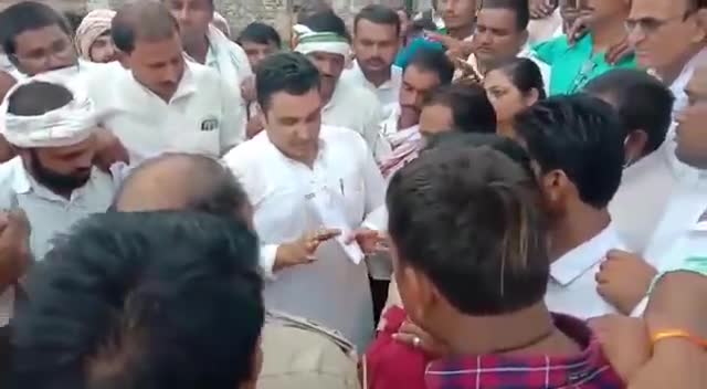 हुज़ूर: जन विरोधी भाजपा सरकार के खिलाफ #हल्ला_बोल   आंदोलन - सिद्धार्थ तिवारी राज