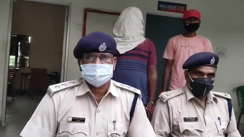 मयूरहंड: ढेबादेरी से अधजली युवती का कातिल हुआ गिरफ्तार डीएसपी ने प्रेस कॉन्फ्रेंस कर दी जानकारी#डीएसपी