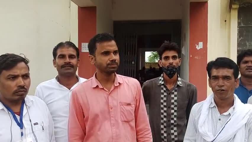 स्वच्छग्राहीयों ने तहसीलदार को अपनी मांग को लेकर सौंपा ज्ञापन#katninews #mpnewstv