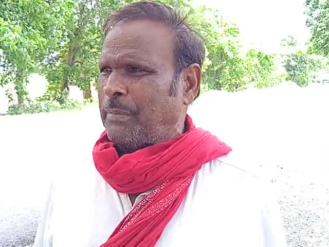 बांसडीह: पूर्व सांसद विरंगाना #फूलन देवी जी का शहादत दिवस बांसडीह में मनाया जा रहा है अधिक से अधिक संख्या में जरूर पहुंचे।