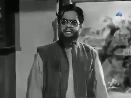 यह #गाना आज की #Modi  #सरकार पर #बिल्कुल फिट बैठता है।