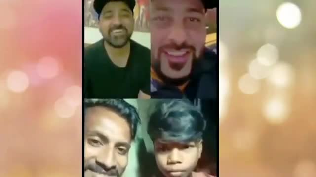 #viral_boy को बॉलीवुड ने बुलाया #बचपन_का_प्यार_मेरा_भूल_नही_जाना_रे
इसका गाना #social_media पर छाया हुआ है