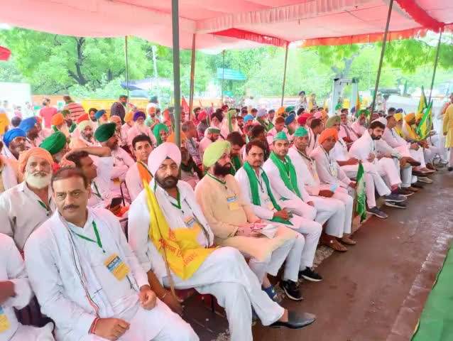 भारतीय किसान संगठन की तरफ से आज 27/07/2021 को सयुक्त किसान मोर्चा के अहवाह्न पर चल रही #जंतर_मंतर पर #किसान_संसद(संसद मा